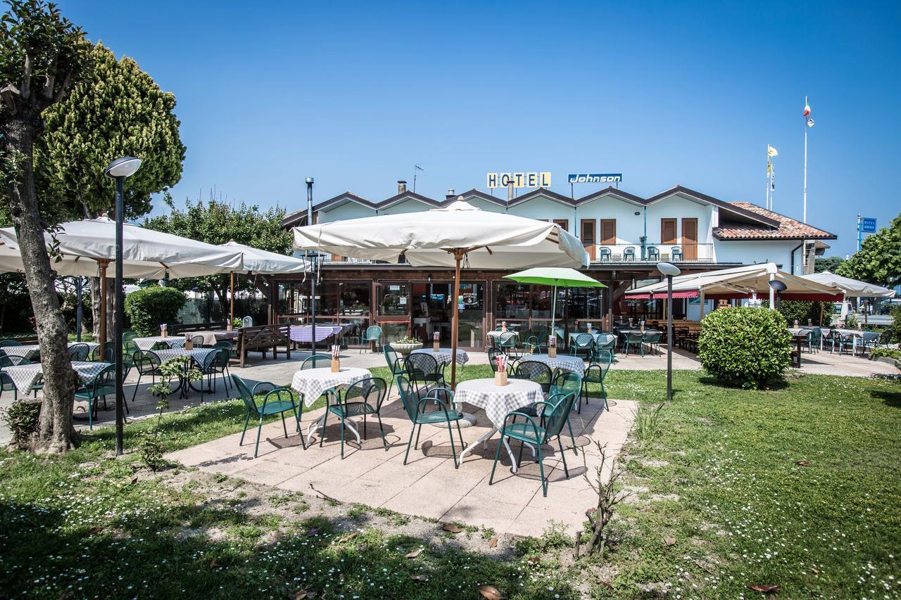 Hotel Johnson Peschiera del Garda Bagian luar foto